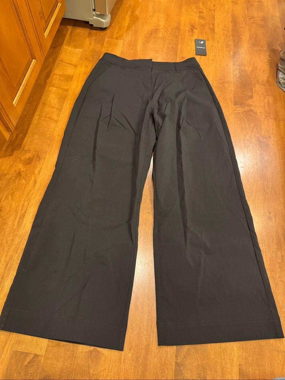 New Fabletics Womens Large Black Wide Leg Trouser Pants Stretch 30” Inseam
